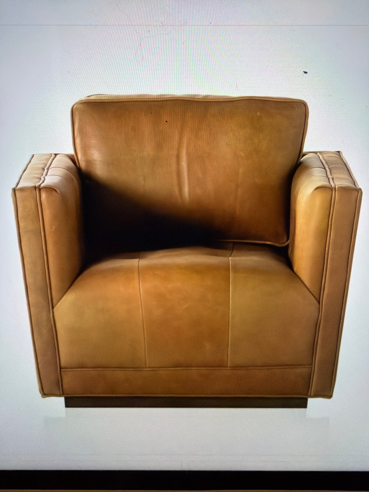 Kiera swivel chair