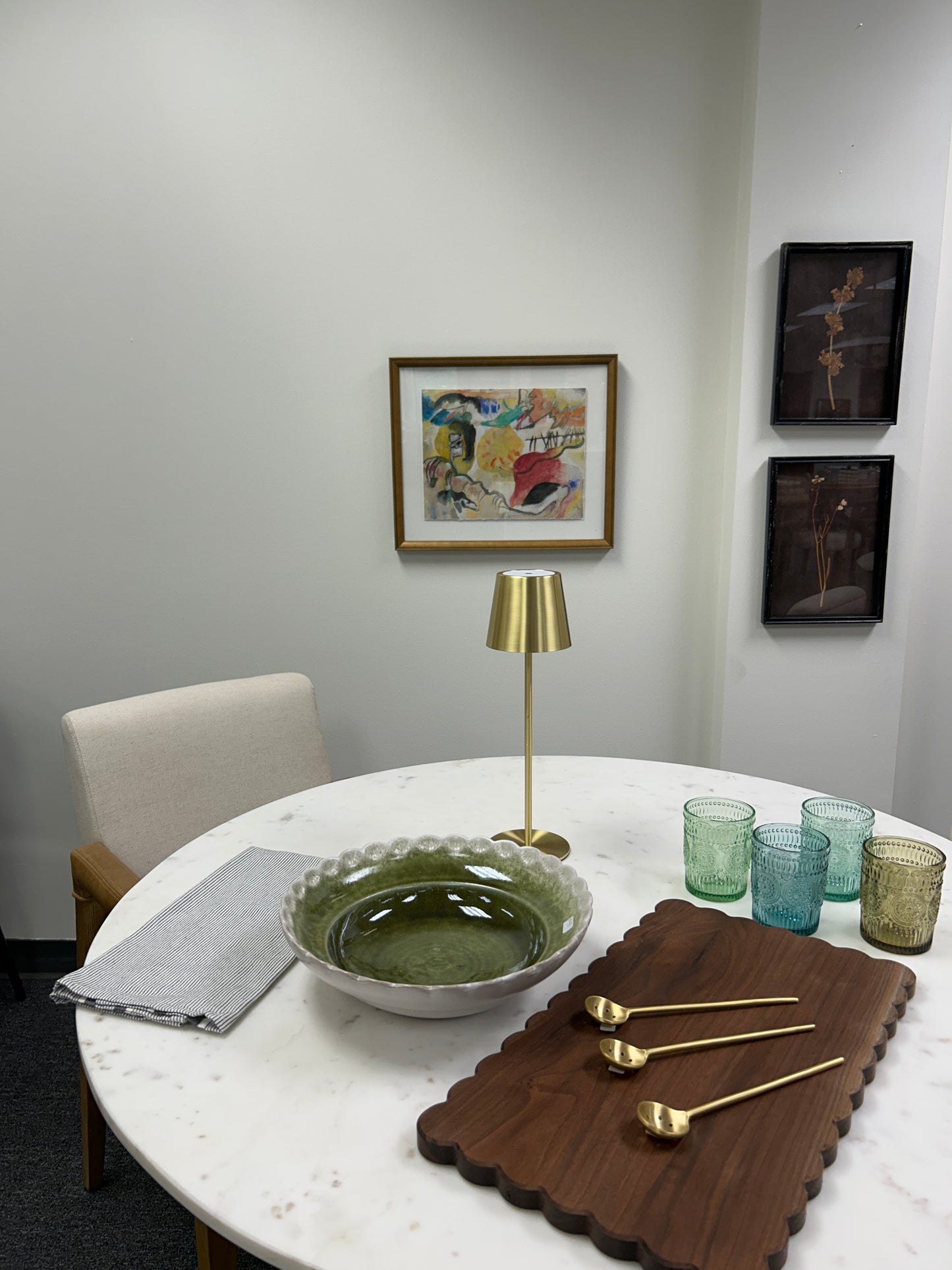 Modern Gallery
