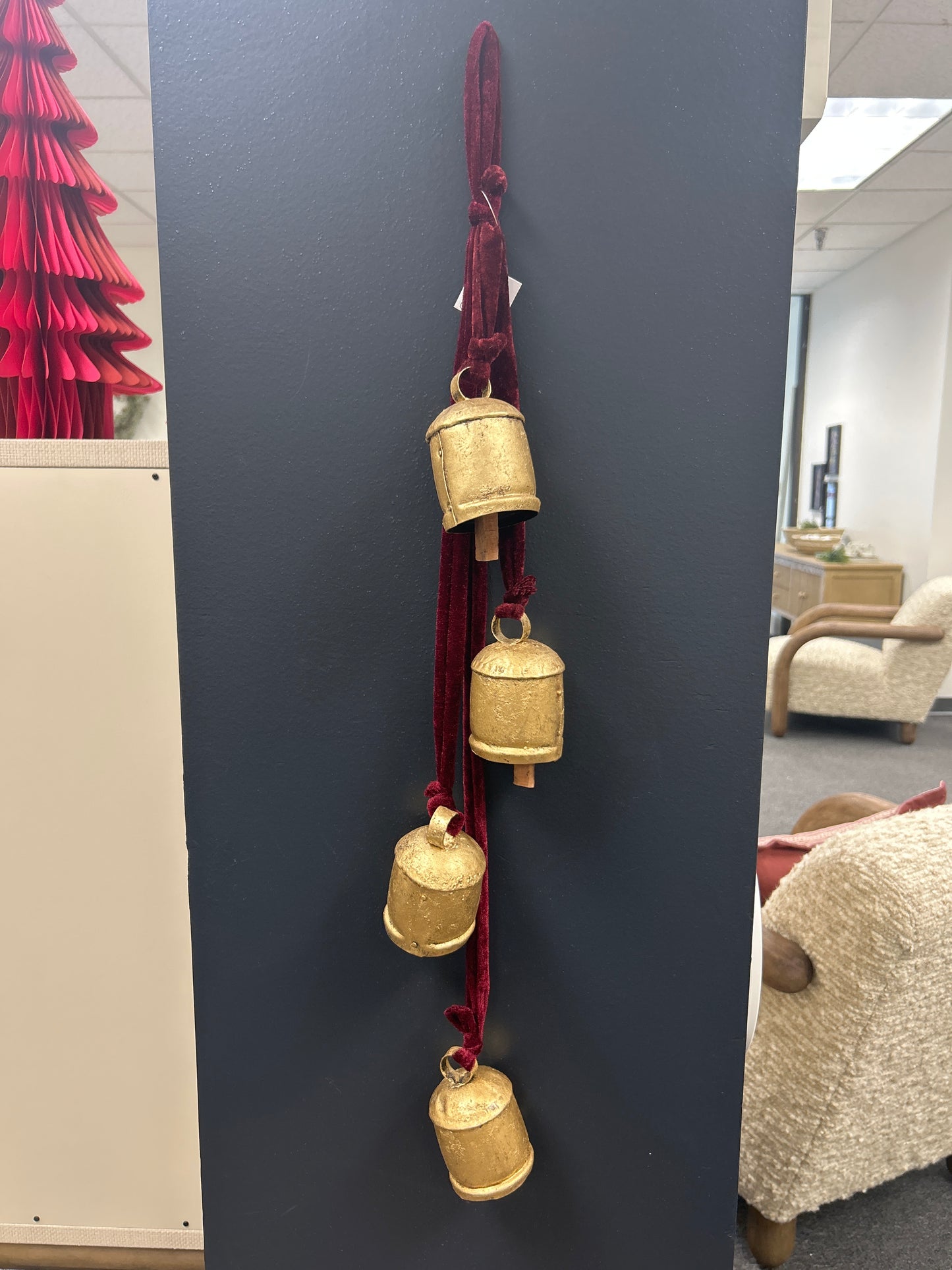 JINGLE BELL CLUSTER - MAROON VELVET RIBBON