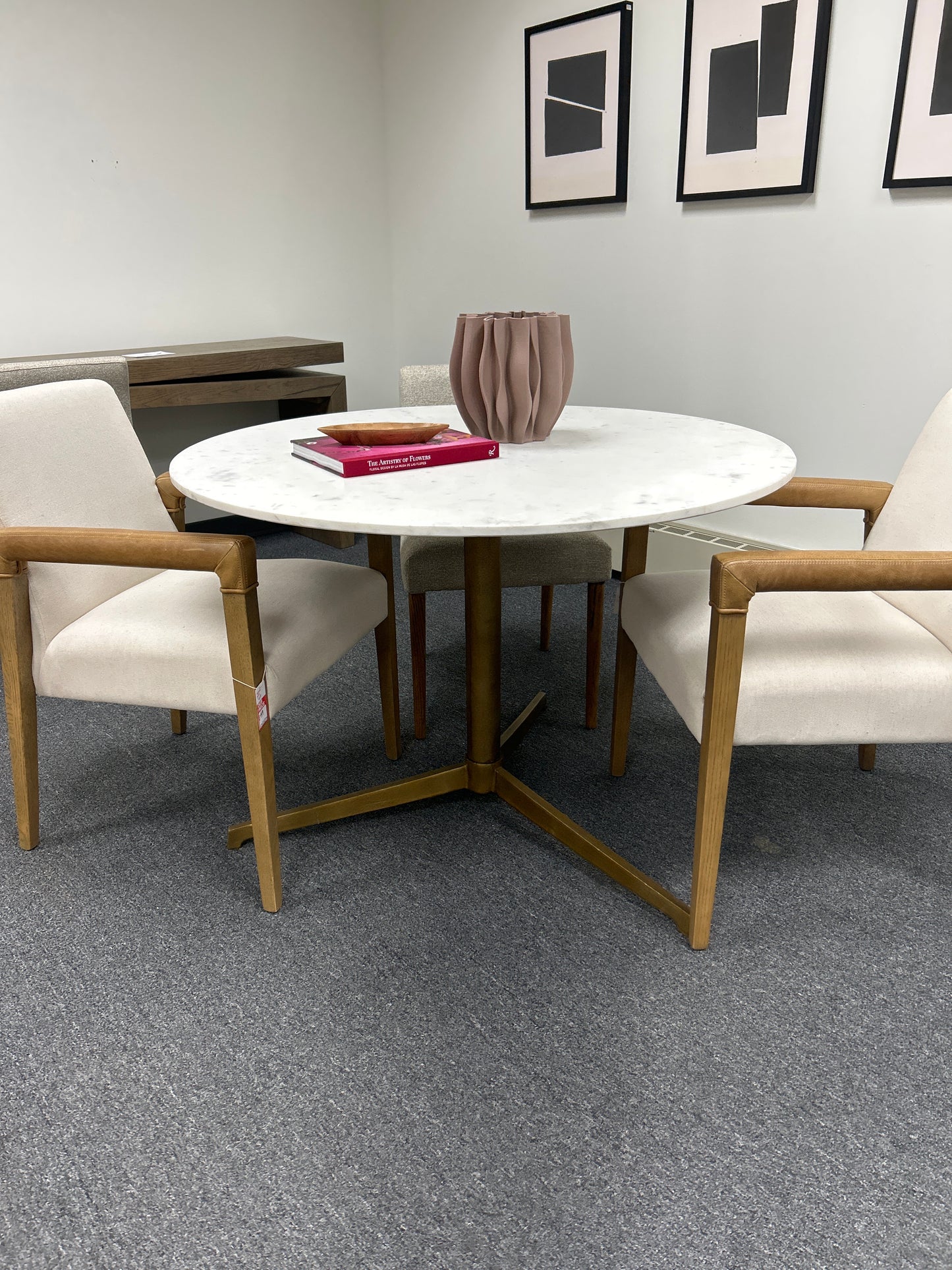 HELEN ROUND BISTRO TABLE