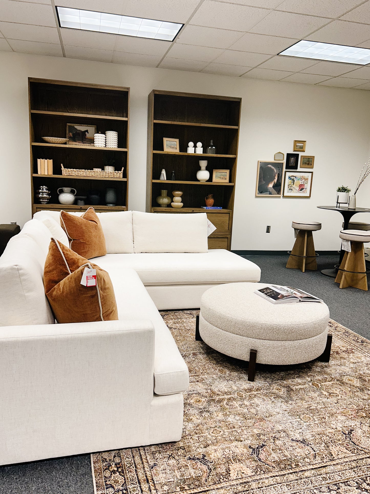 Lucy 2-Piece Sectional