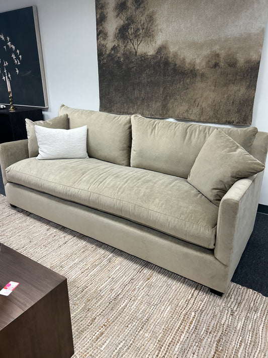 LYLA SOFA
