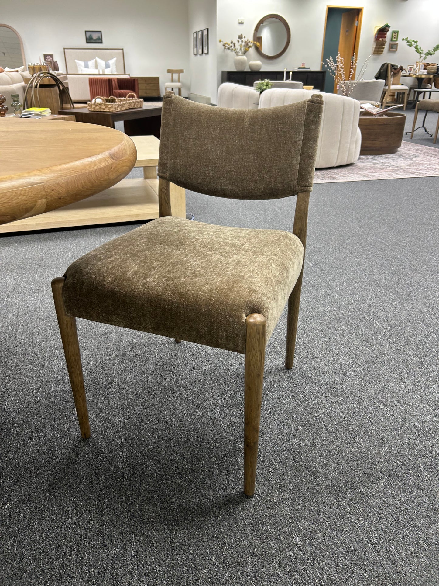 Kayla armless dining chair