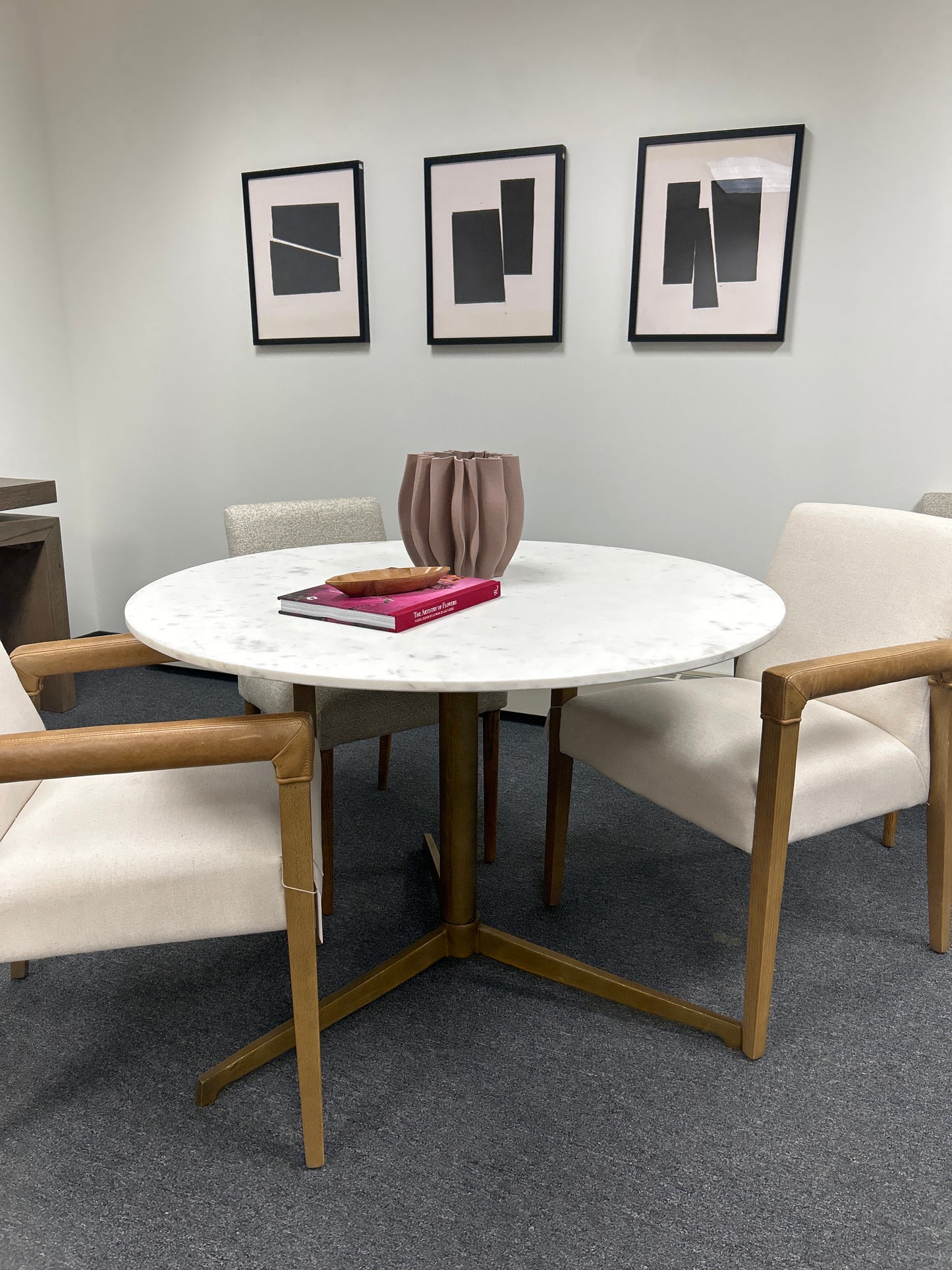 HELEN ROUND BISTRO TABLE