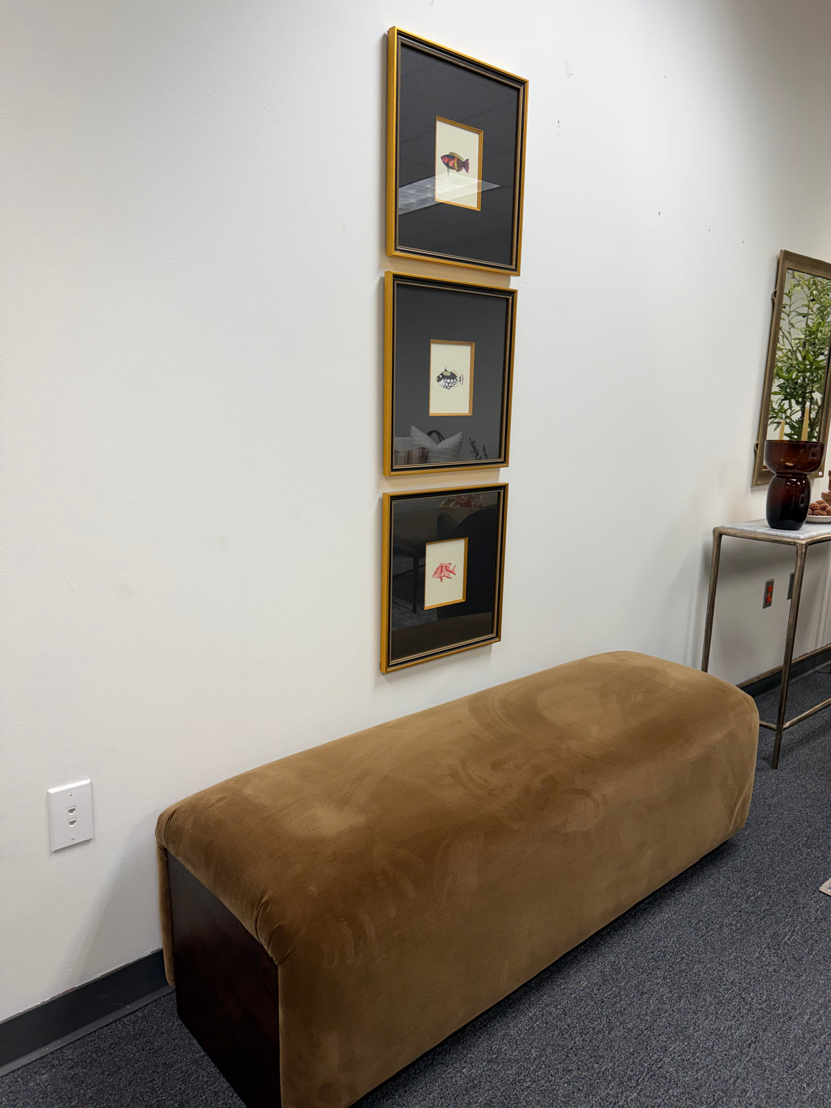 Sammy accent bench